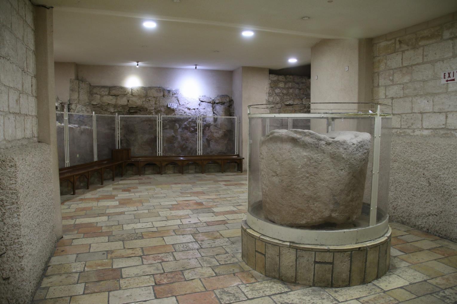 이스라엘 카나 혼인잔치 기념성당 고대 유적과 물독